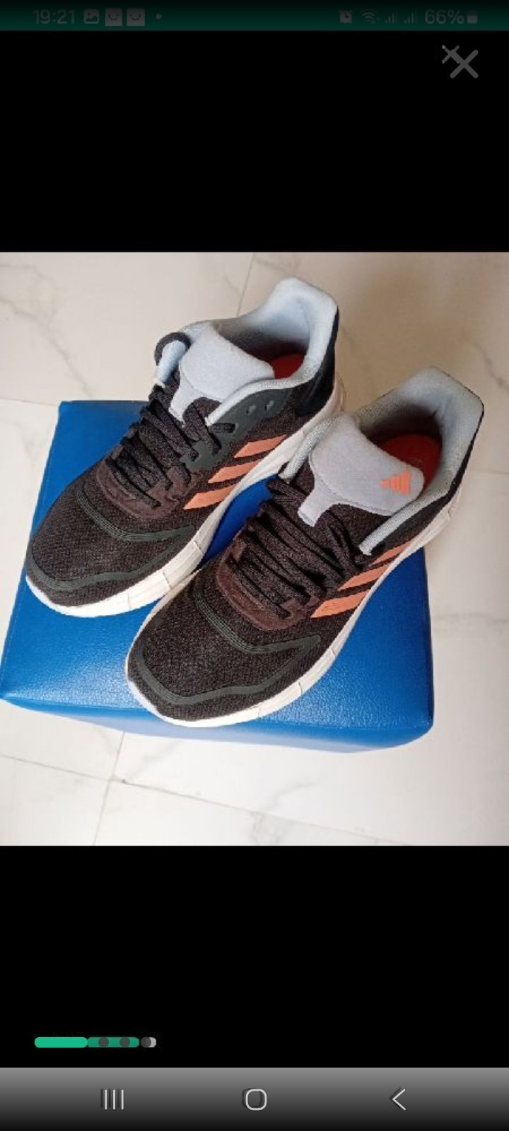 Baskets ADIDAS pointure 40