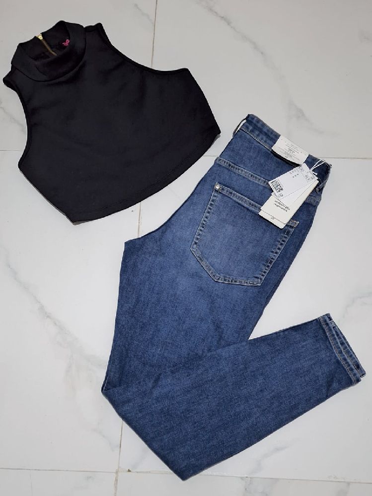 Lot de 2 ( jean & corset) taille M