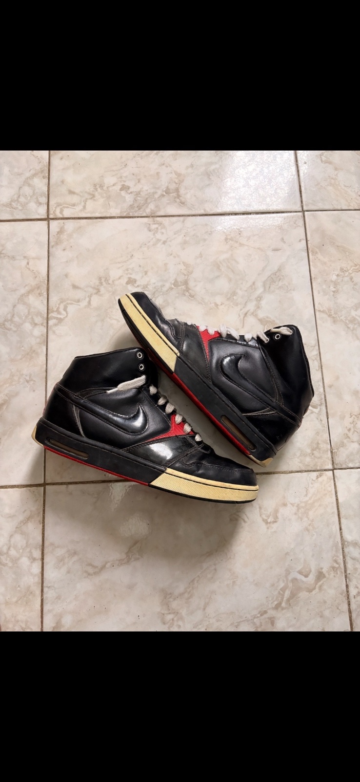 Nike air fly leather red/black poiture 44