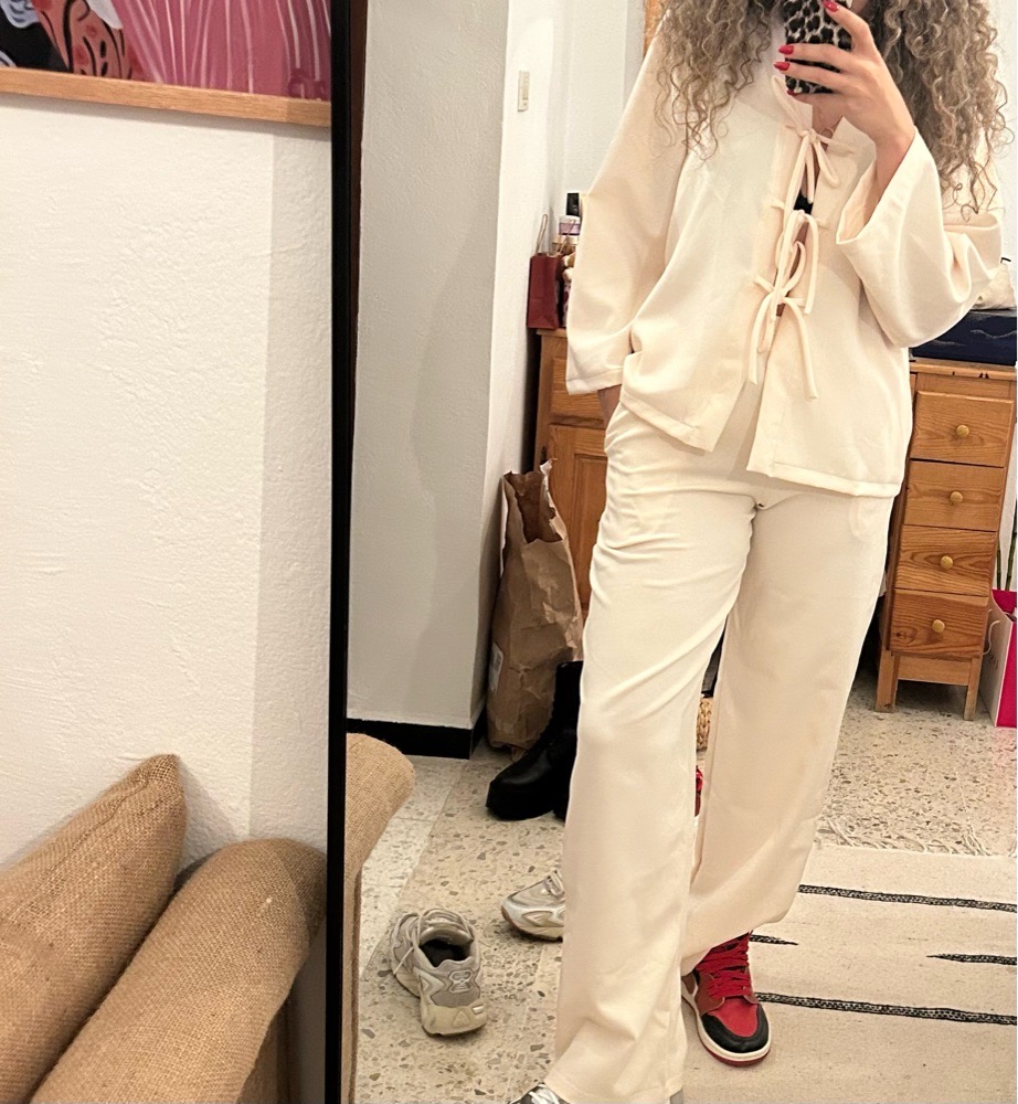 Set haut et pantalon style japonnais blanc cassé/ nude / creme