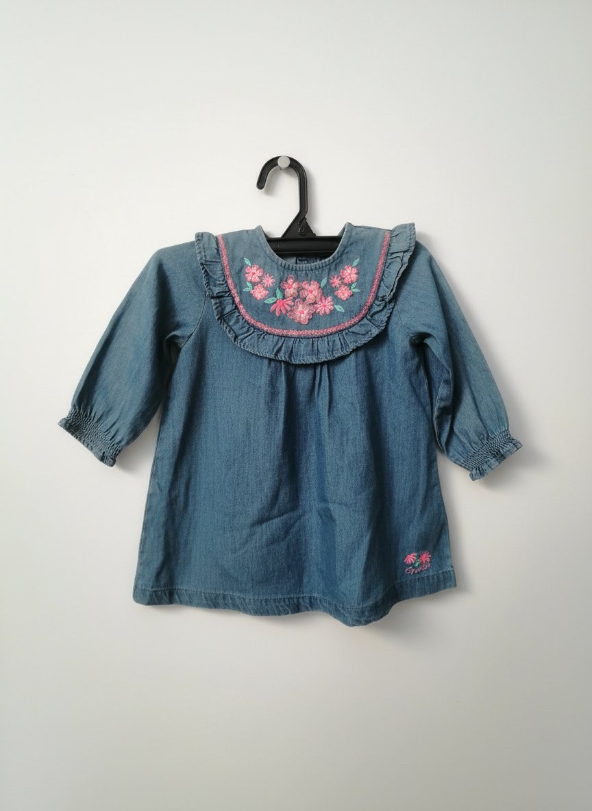 Belle robe bébé jean brodé importé de France 