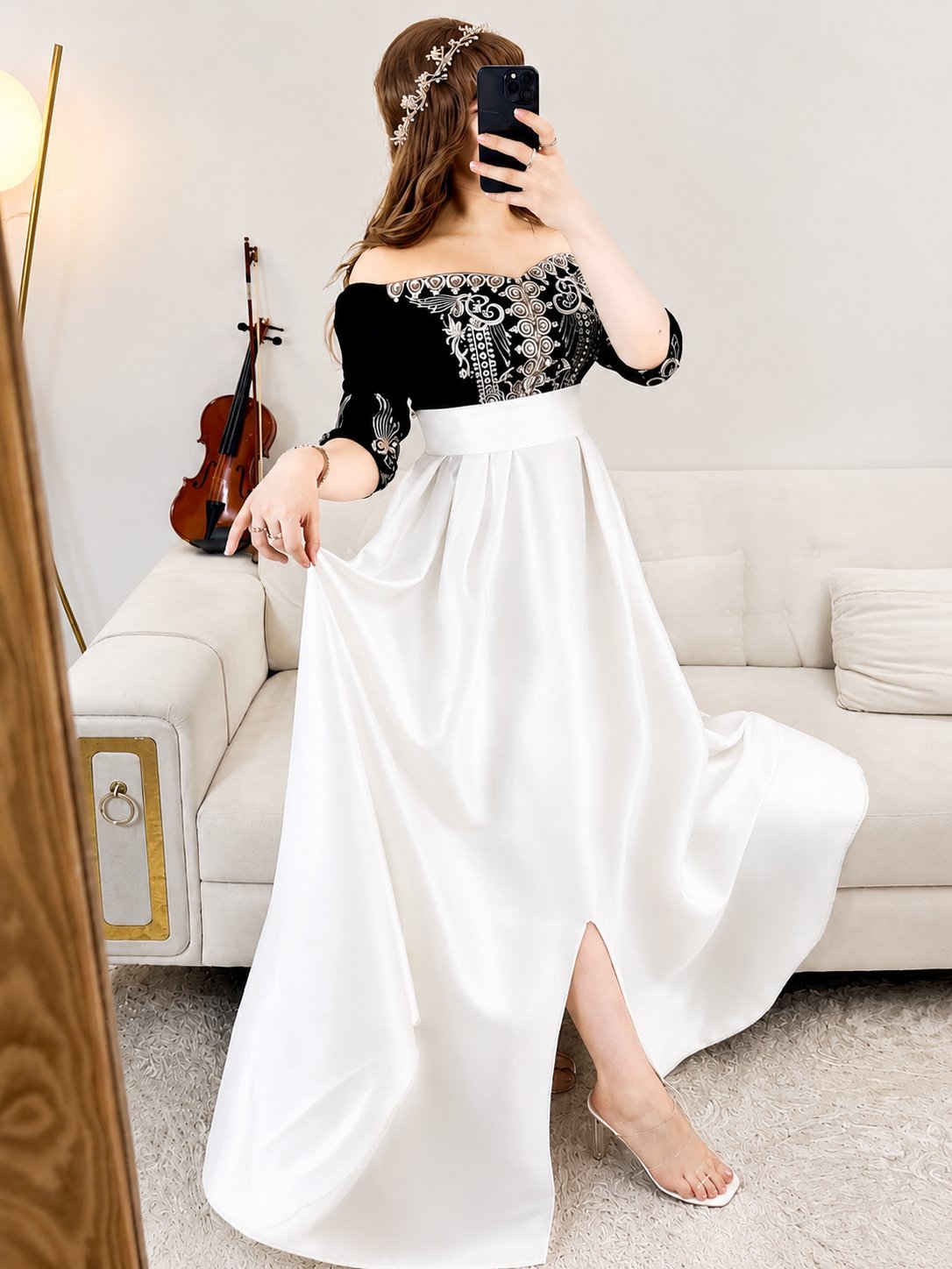 Robe soirée double cloche brodé avec des strass 