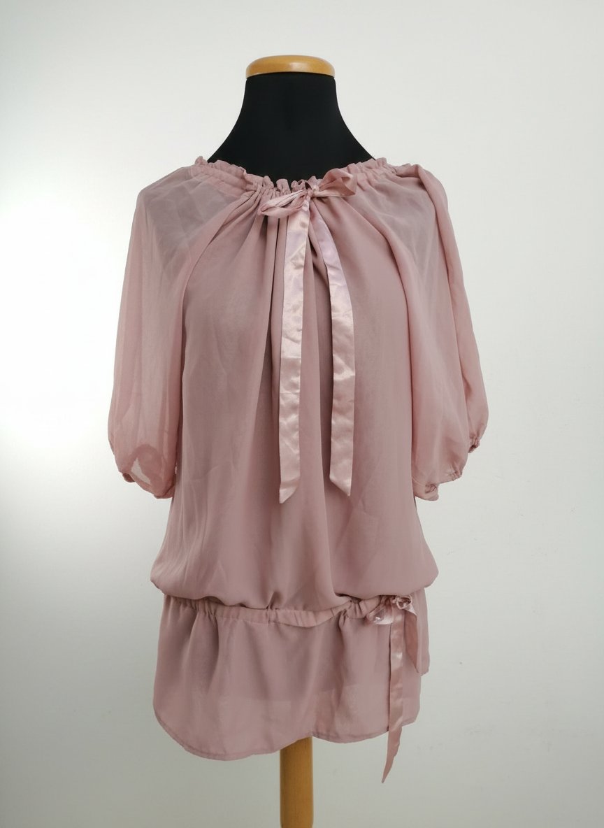 Robe mousseline avec un ruban satin taille 42