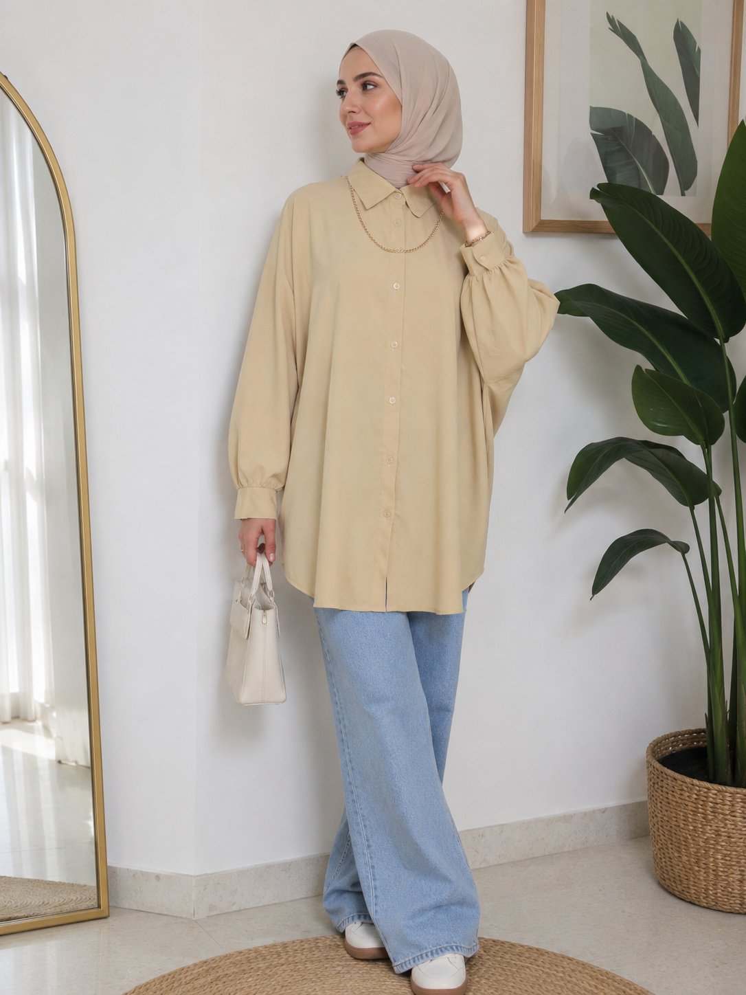 Chemise jaune clair taille 48 jamais porté 