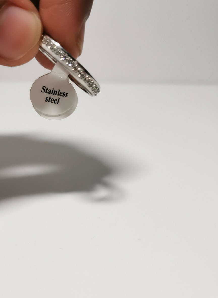 Bague argenté et blanc avec des strass stainless steel 