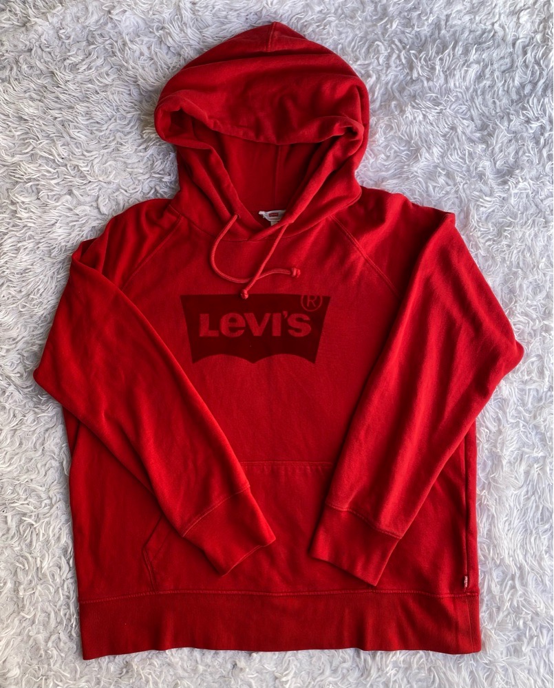 Sweat à capuche graphique Levi's pour femme de couleur rouge Neuf M