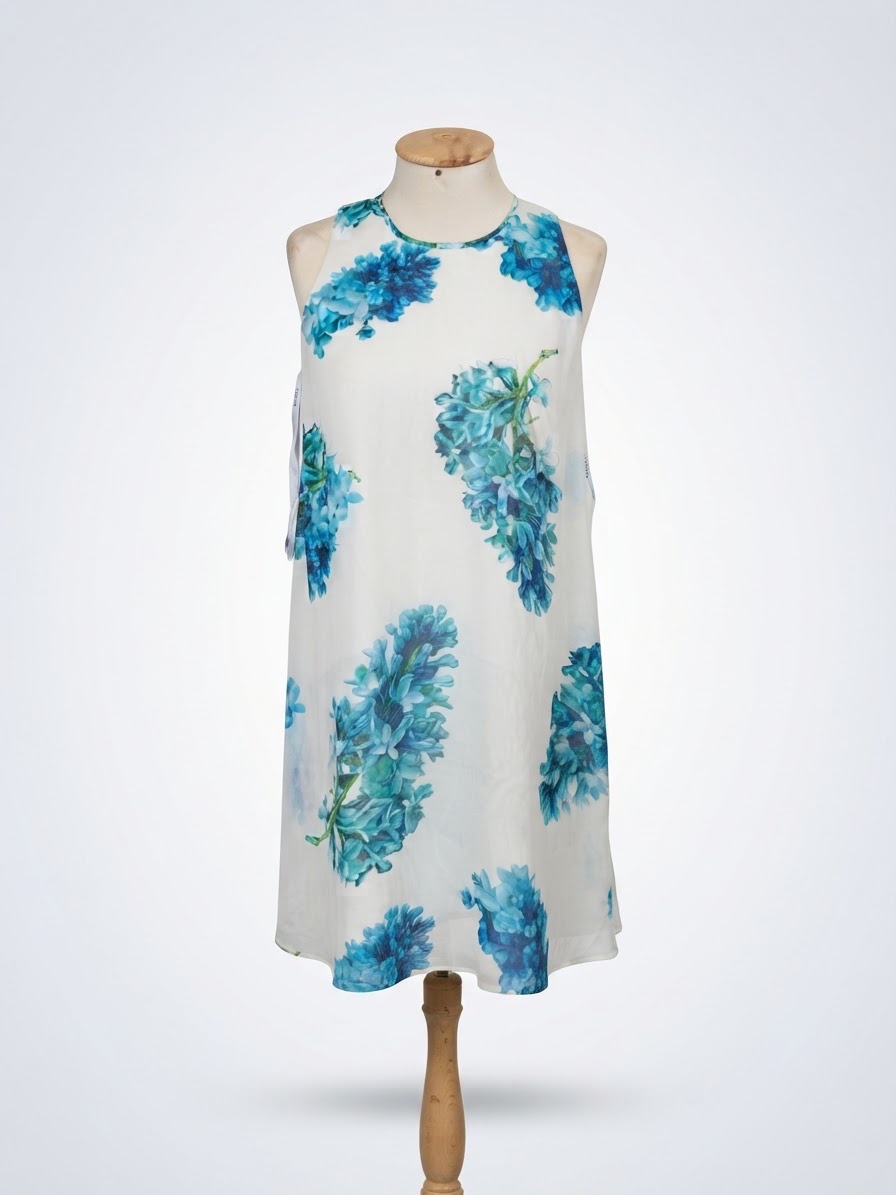 Robe courte fleurie
