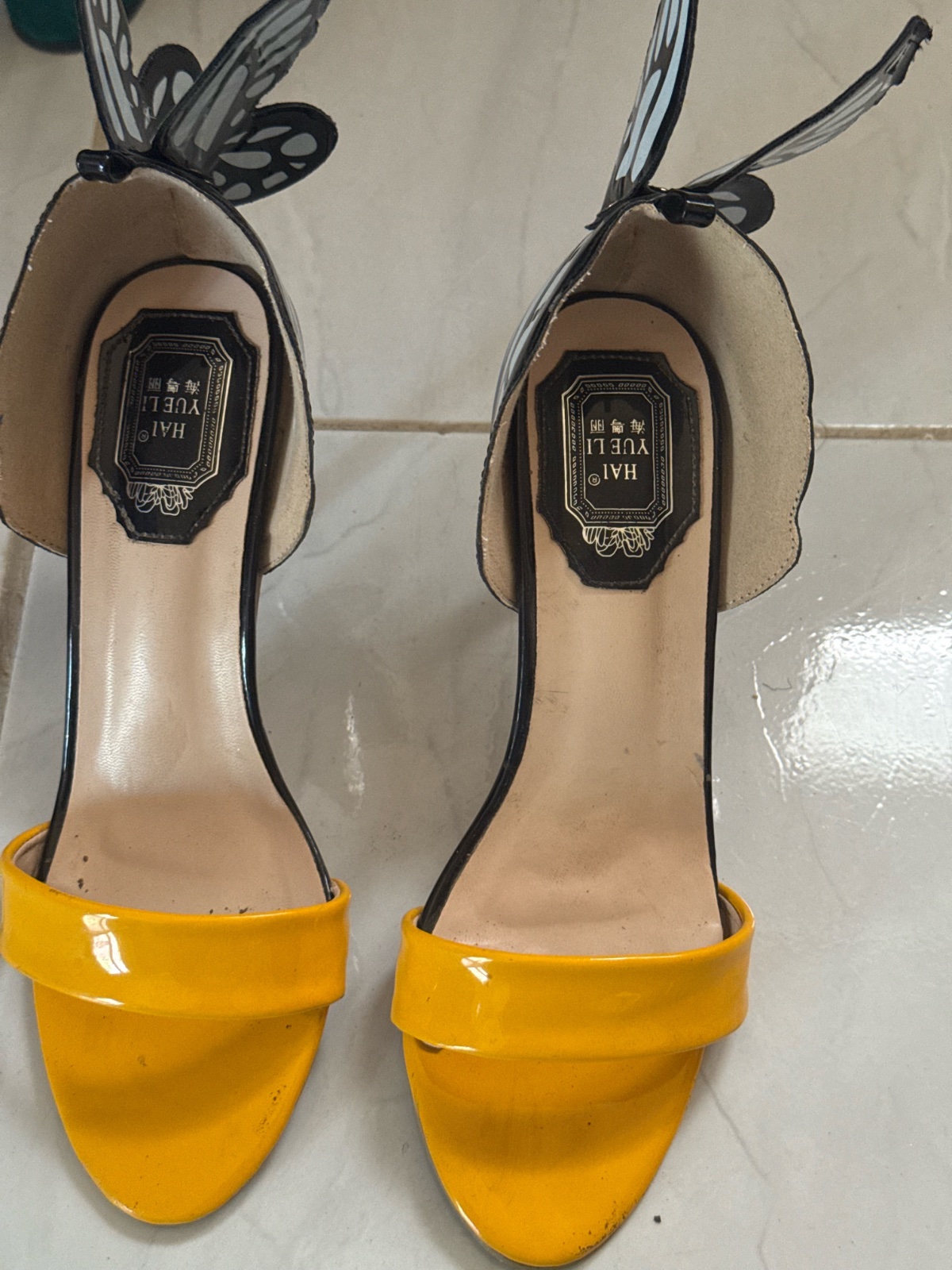 Talon effet papillon 