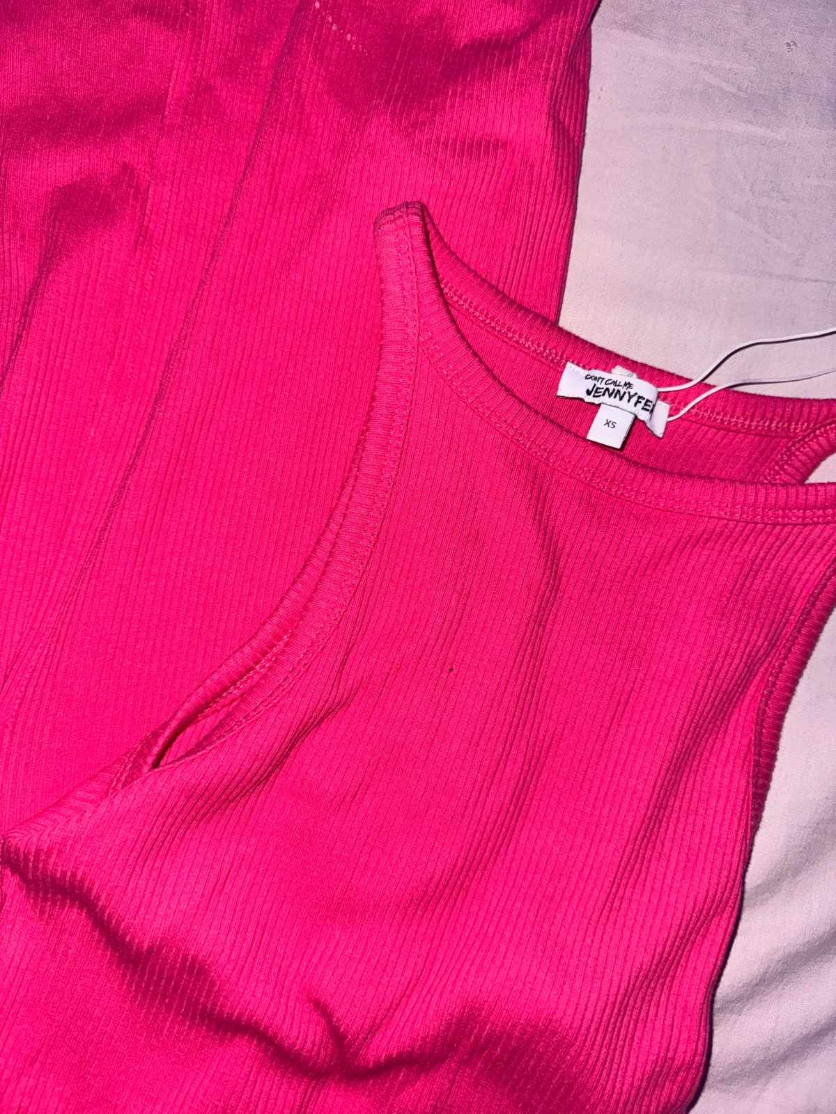 Robe jennyfer ajustee avec une fonte 