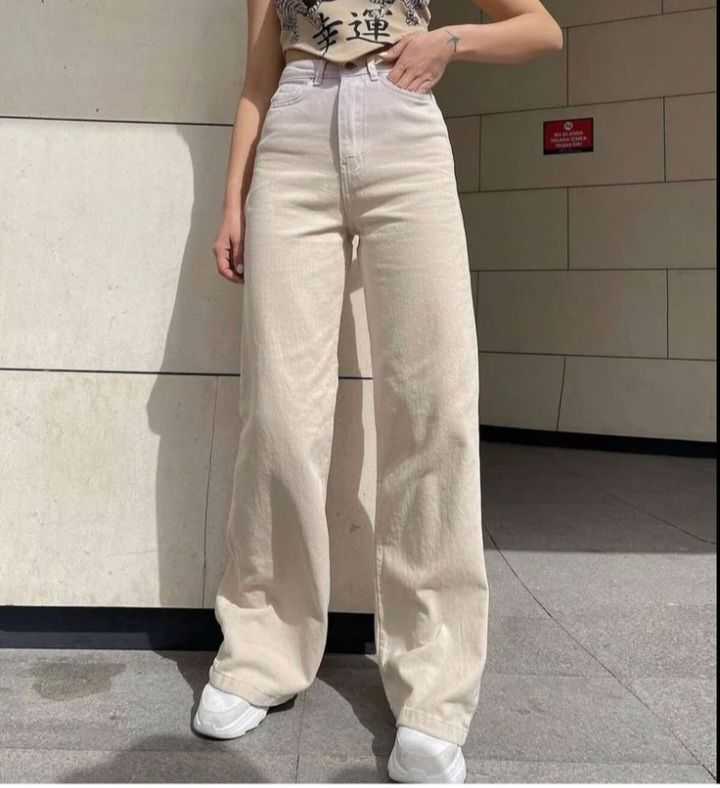 Jeans beige pull and bear