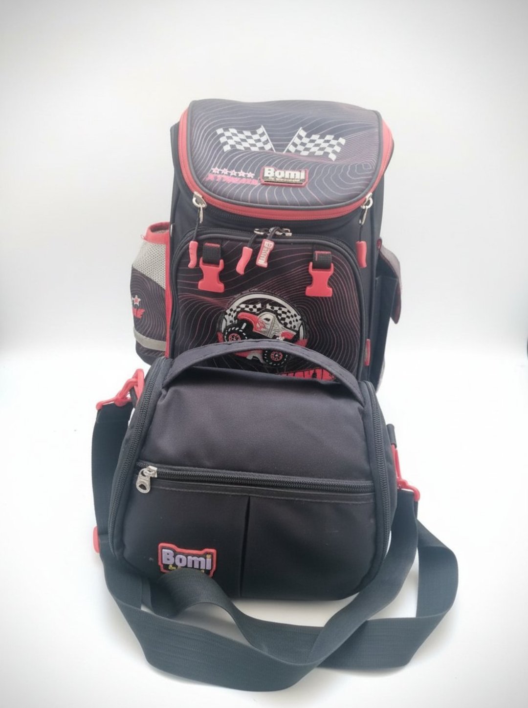 Pack bomi