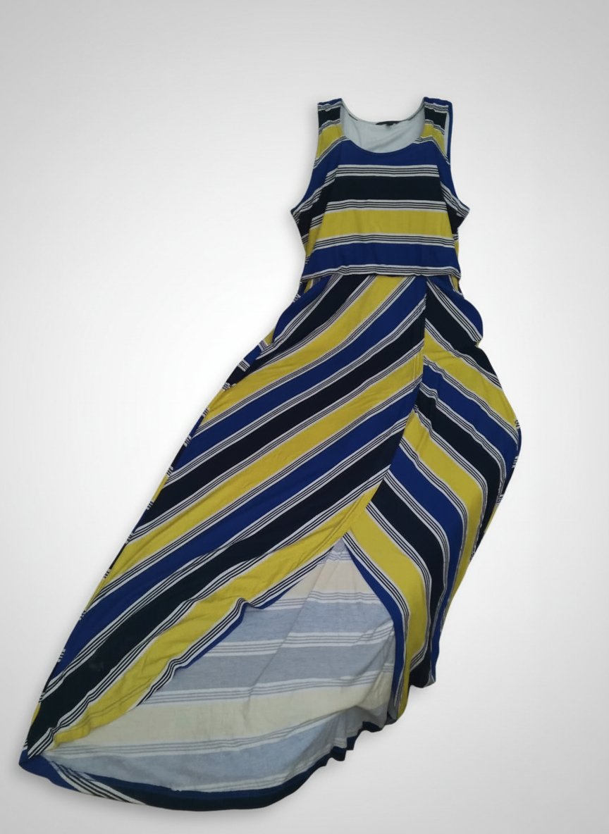 Robe 💙💛