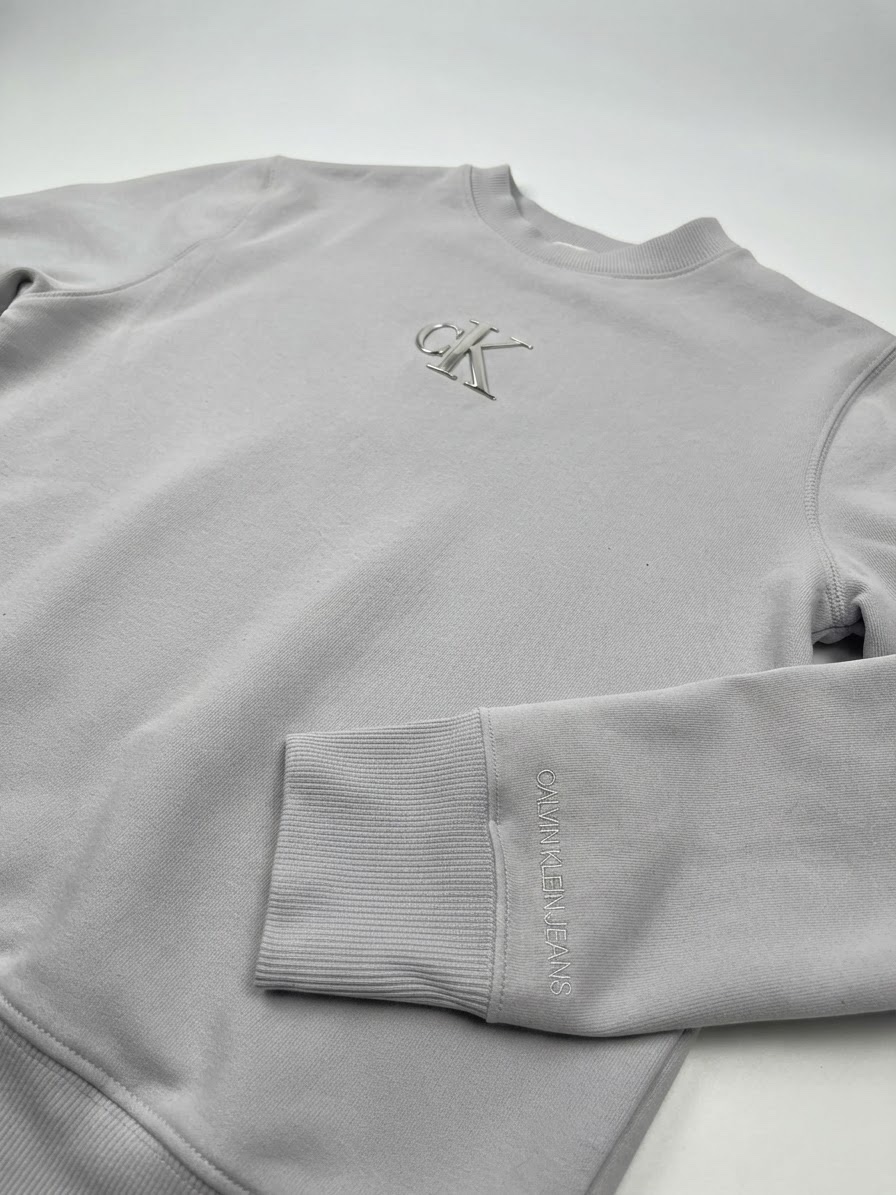 Pull Calvin Klein 🩶
