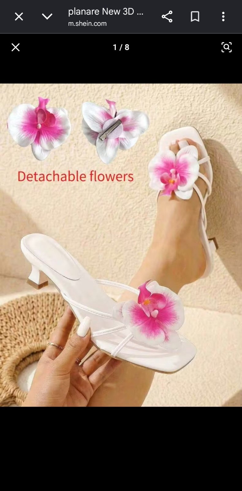 Kitten heels with detachable flower  cadeaux 