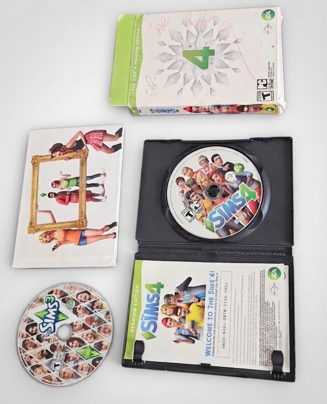 Lot de jeux PC Les Sims 4 Premium Edition + les sims 3 🖥💿