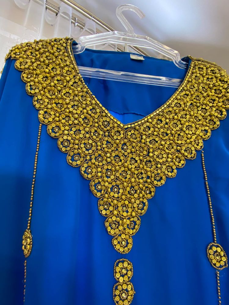 Caftan bleu soirée 