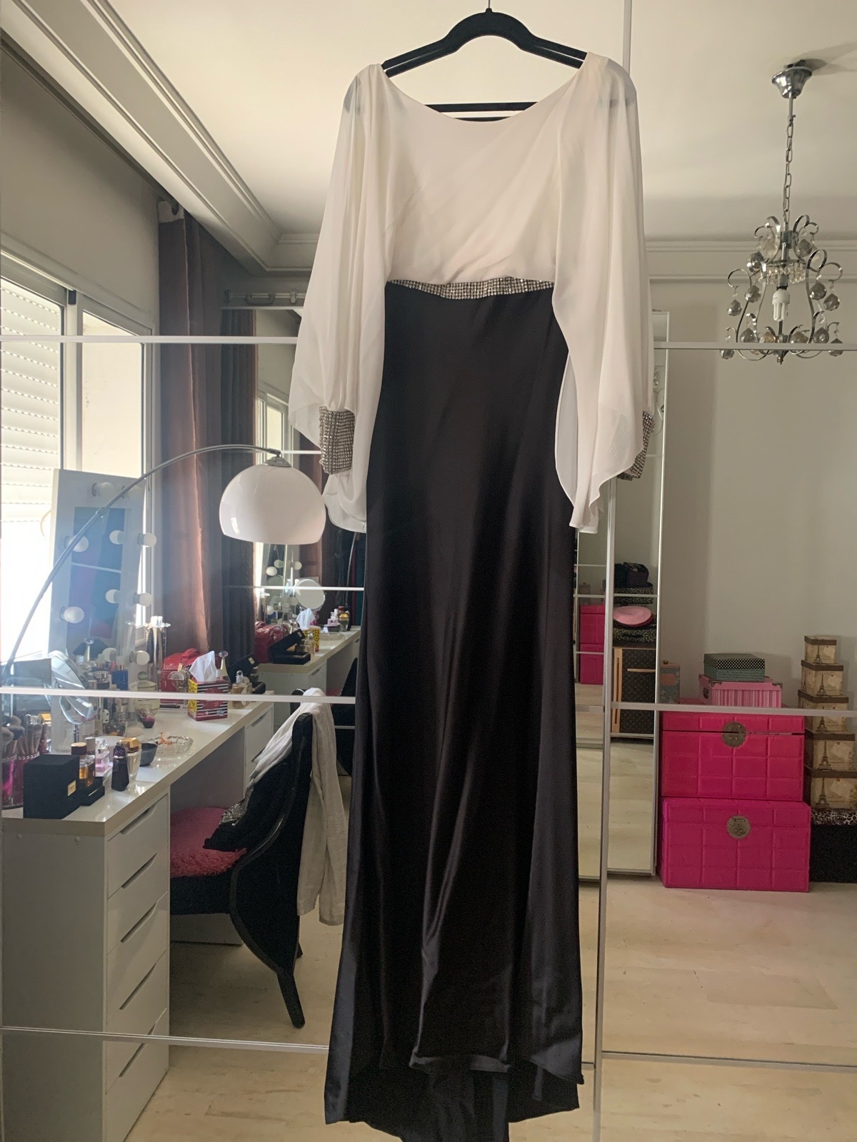 Robe noir et blanc