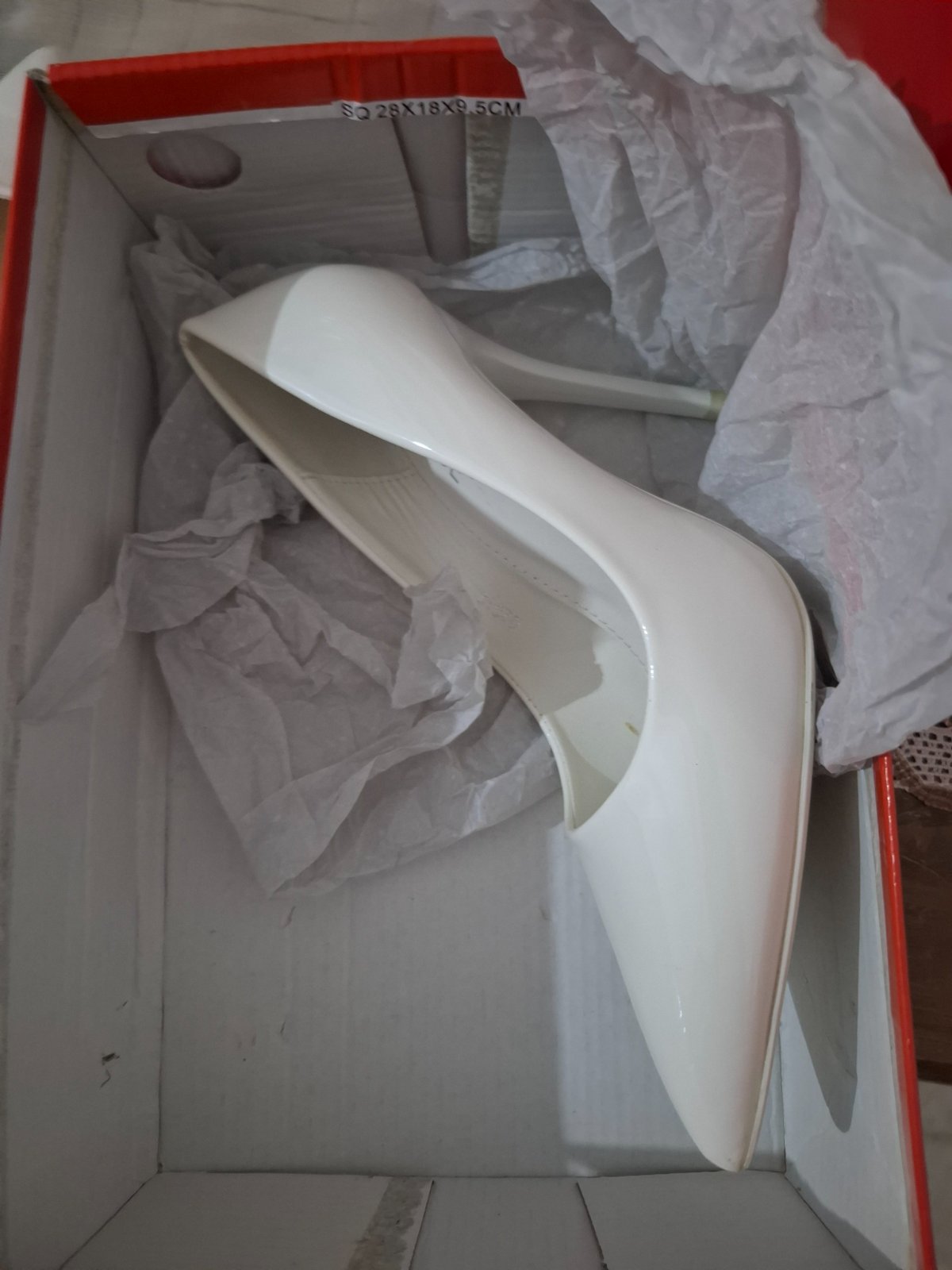 Talon blanc de chez joliesse porté une seule fois 