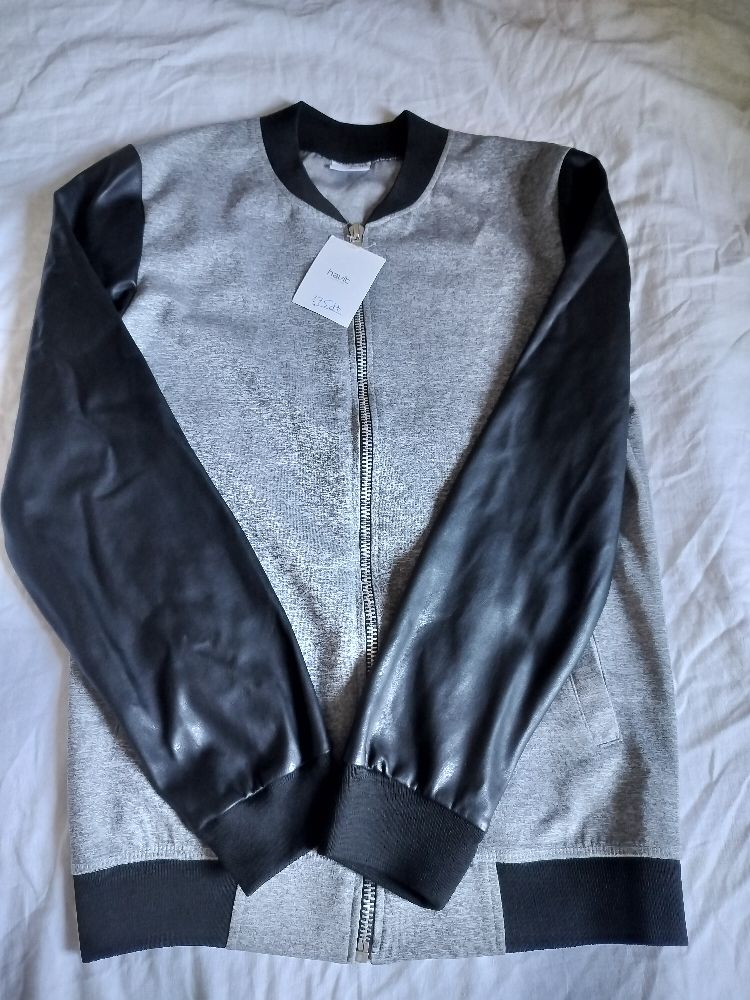 🖤🩶 Veste avec manches cuir 🖤🩶