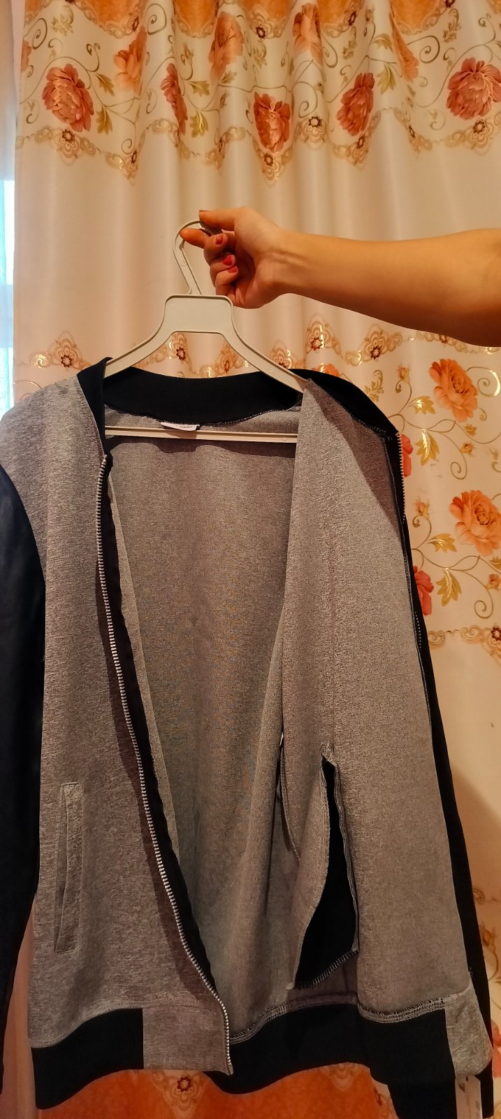 Veste avec manches cuire 