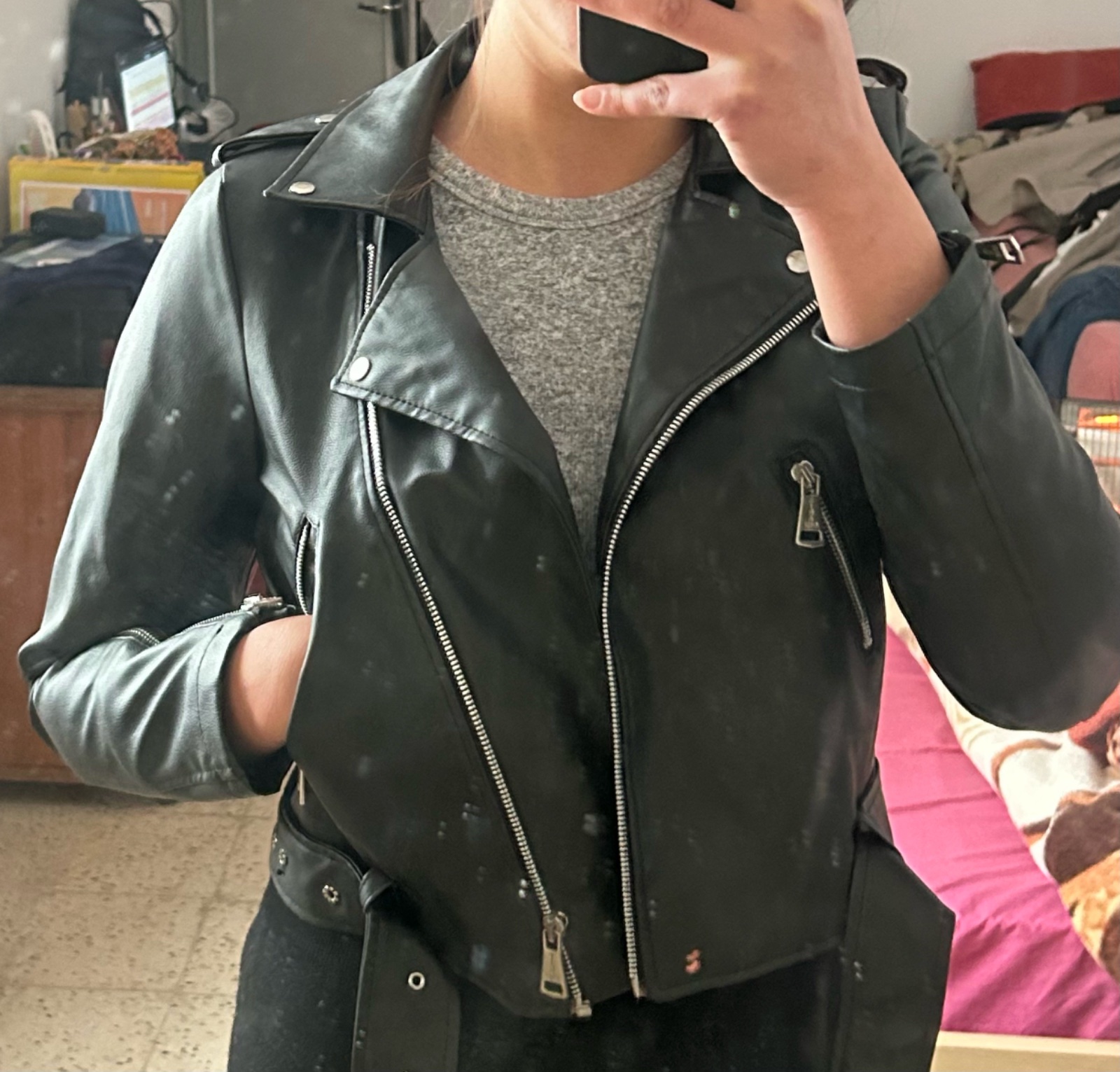 Vest cuir peu utilisé