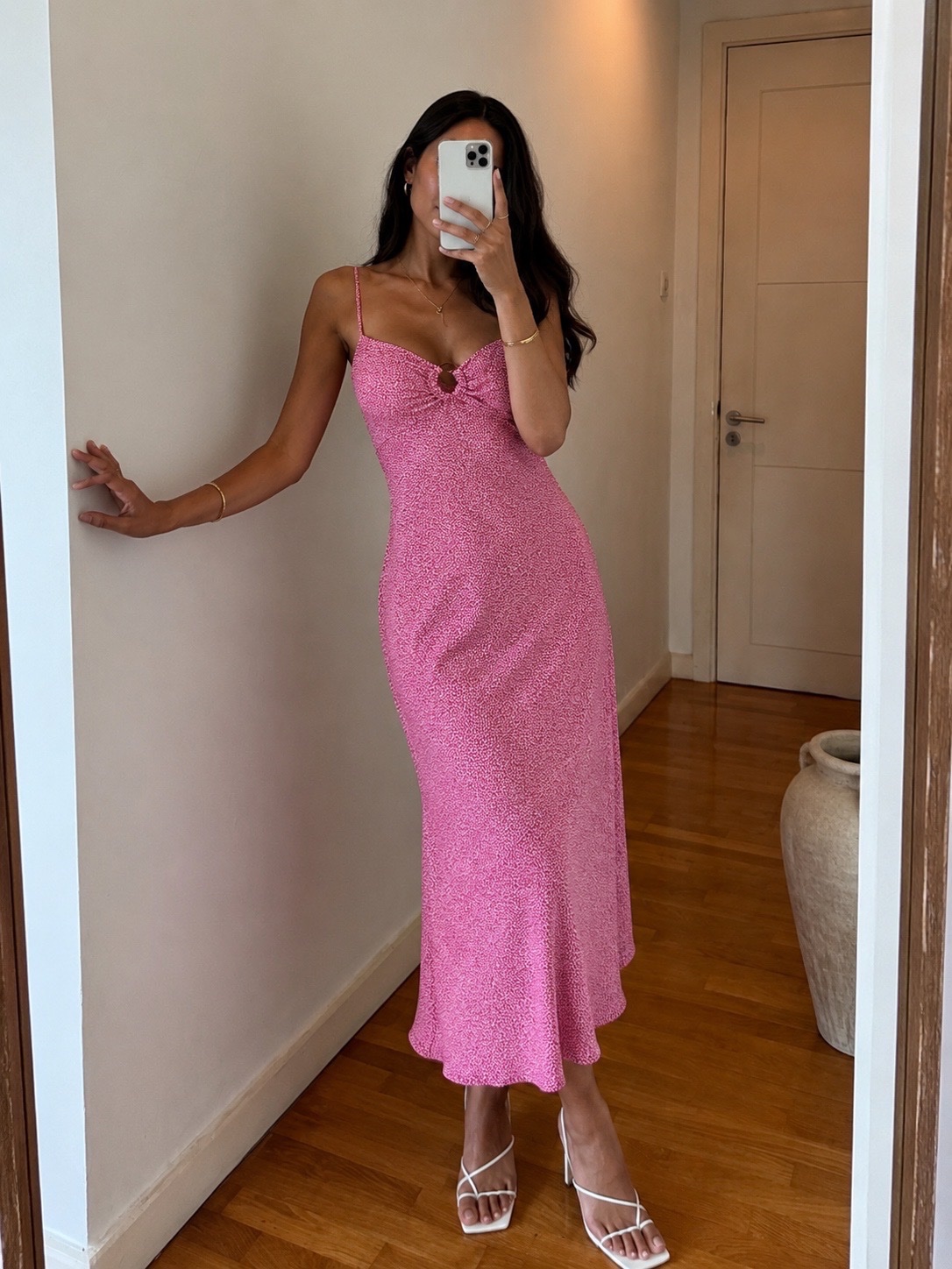 Une magnifique Robe zara midi