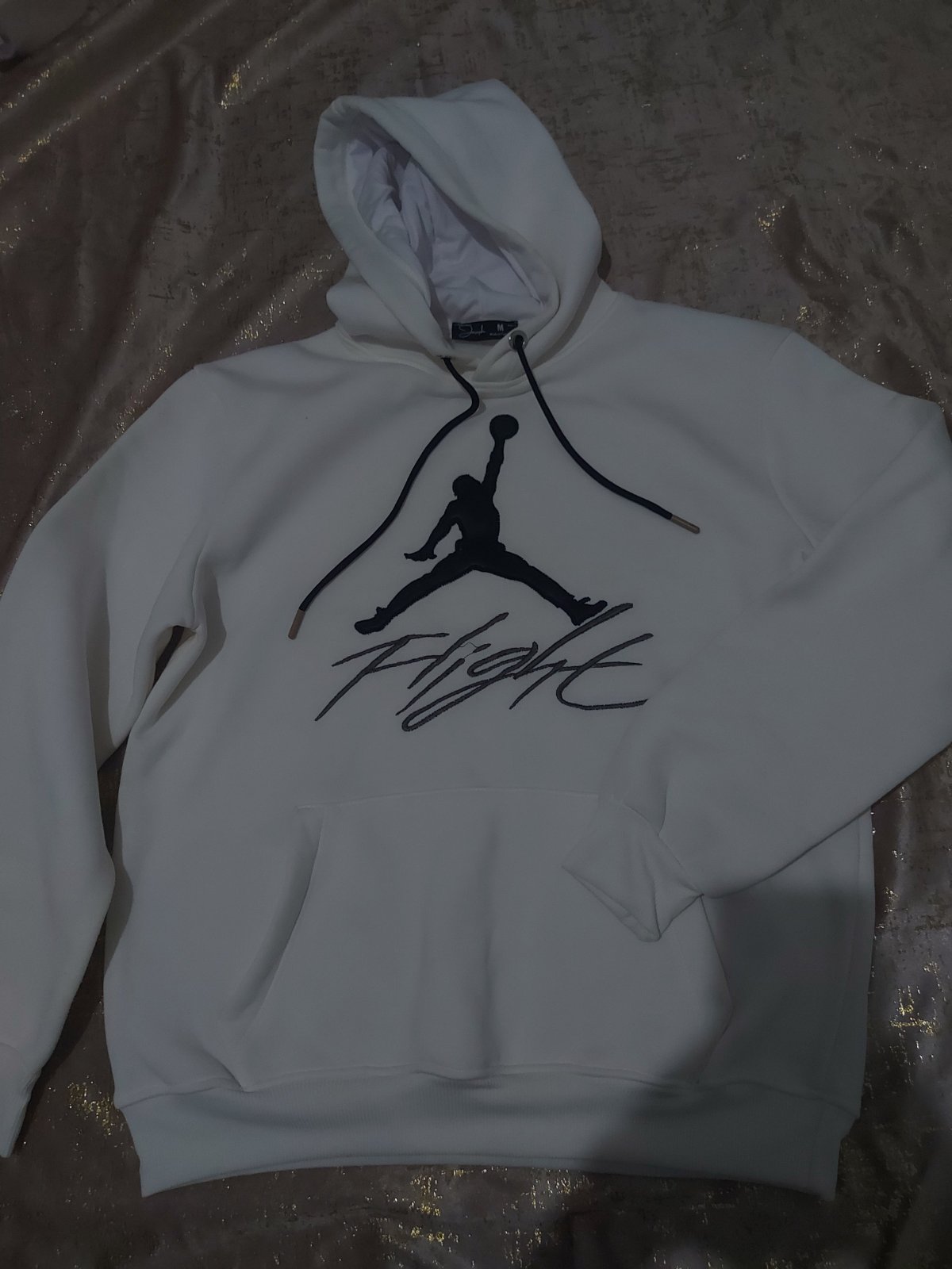 Sweat à capuche blanc 🤍