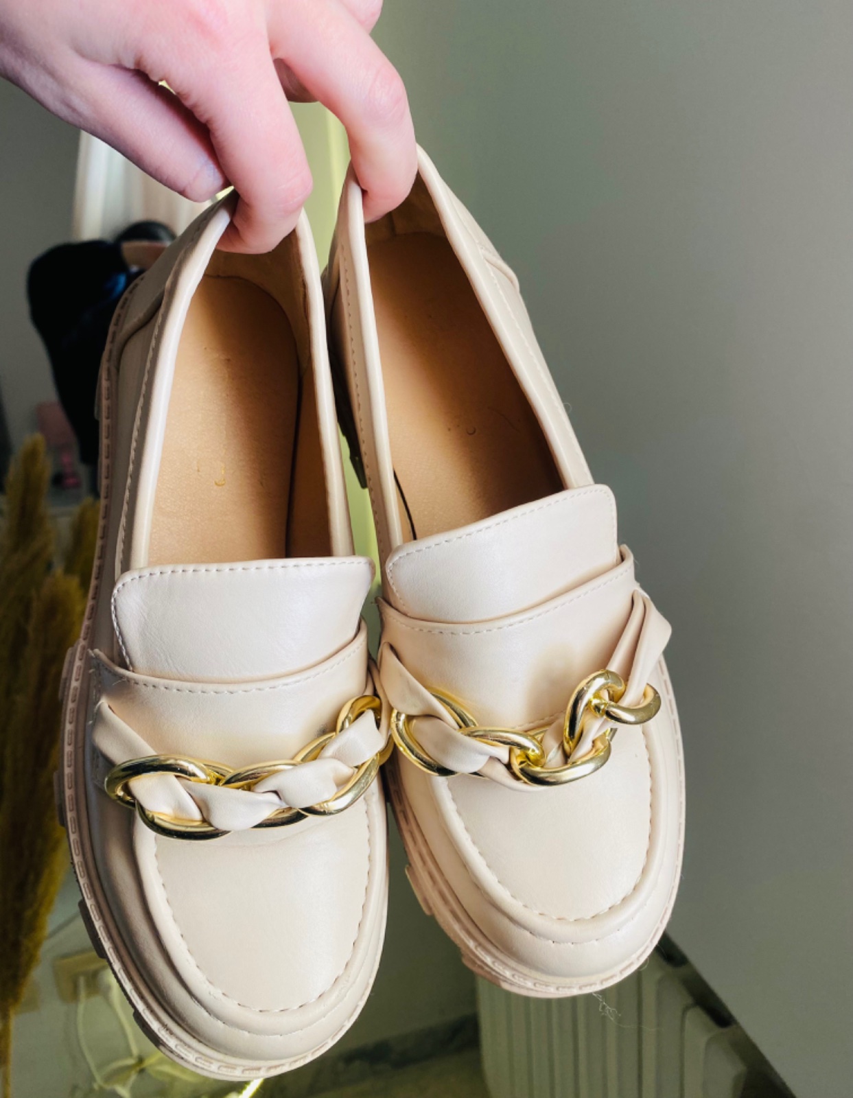 Derbies  beige en trés bon état 