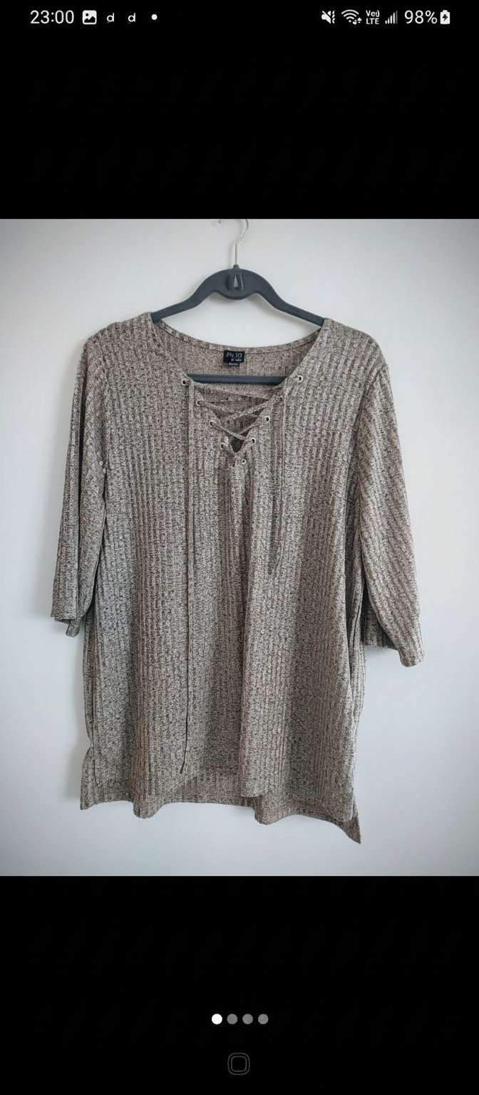 Jolie pull de la marque Pulp&Cuvre 