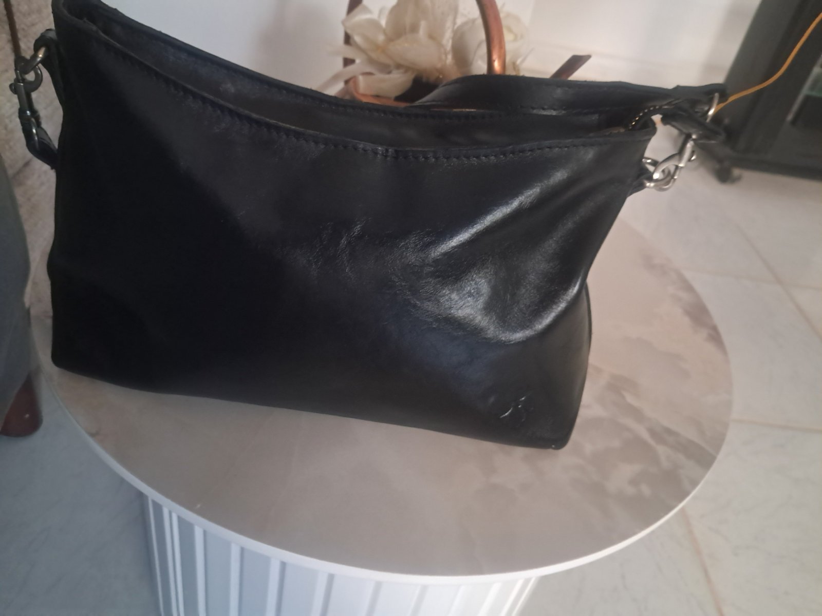 Sac en cuir noir Patricia Nash