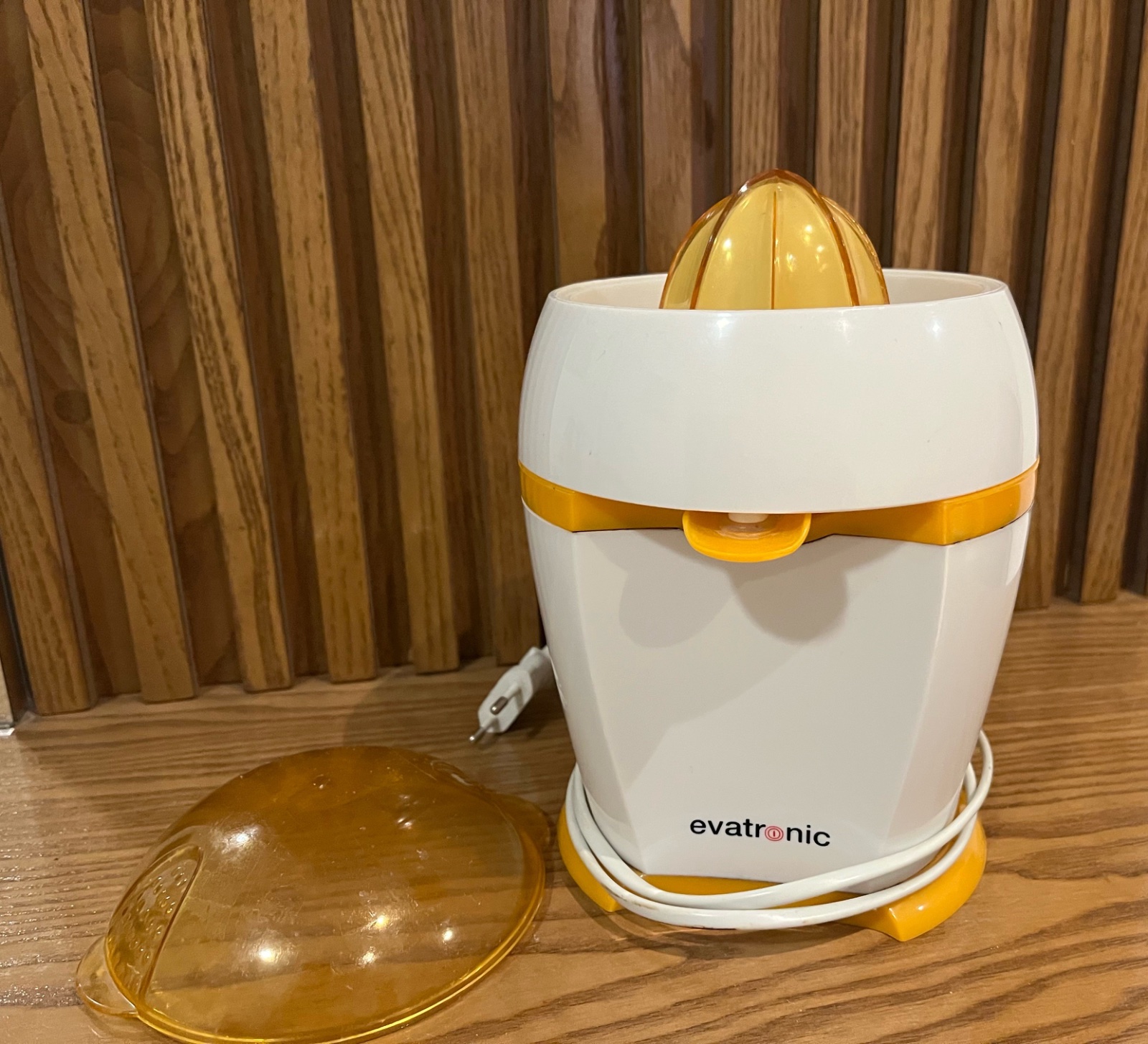 Presse agrumes evatronic