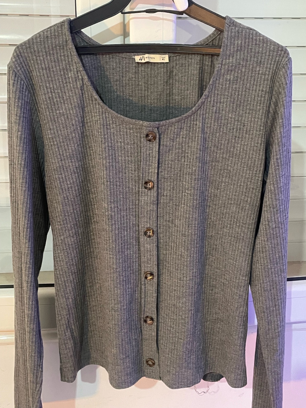 Pull ajustee gris 