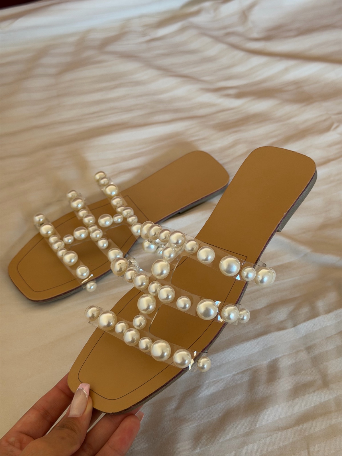 Claquette avec des perles 