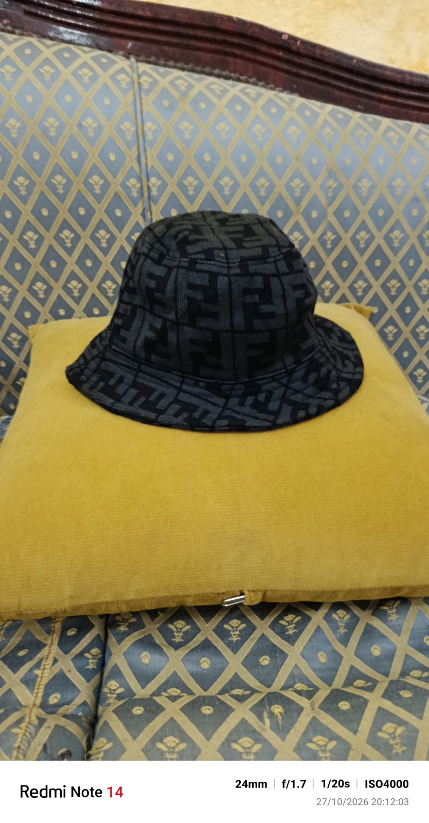 Bob Fendi authentique 