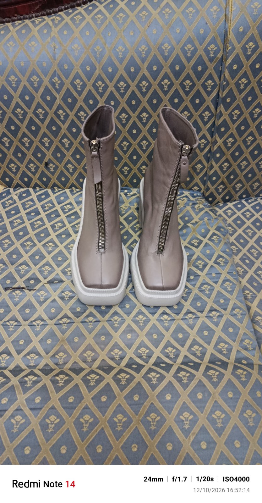Boots vic matie
