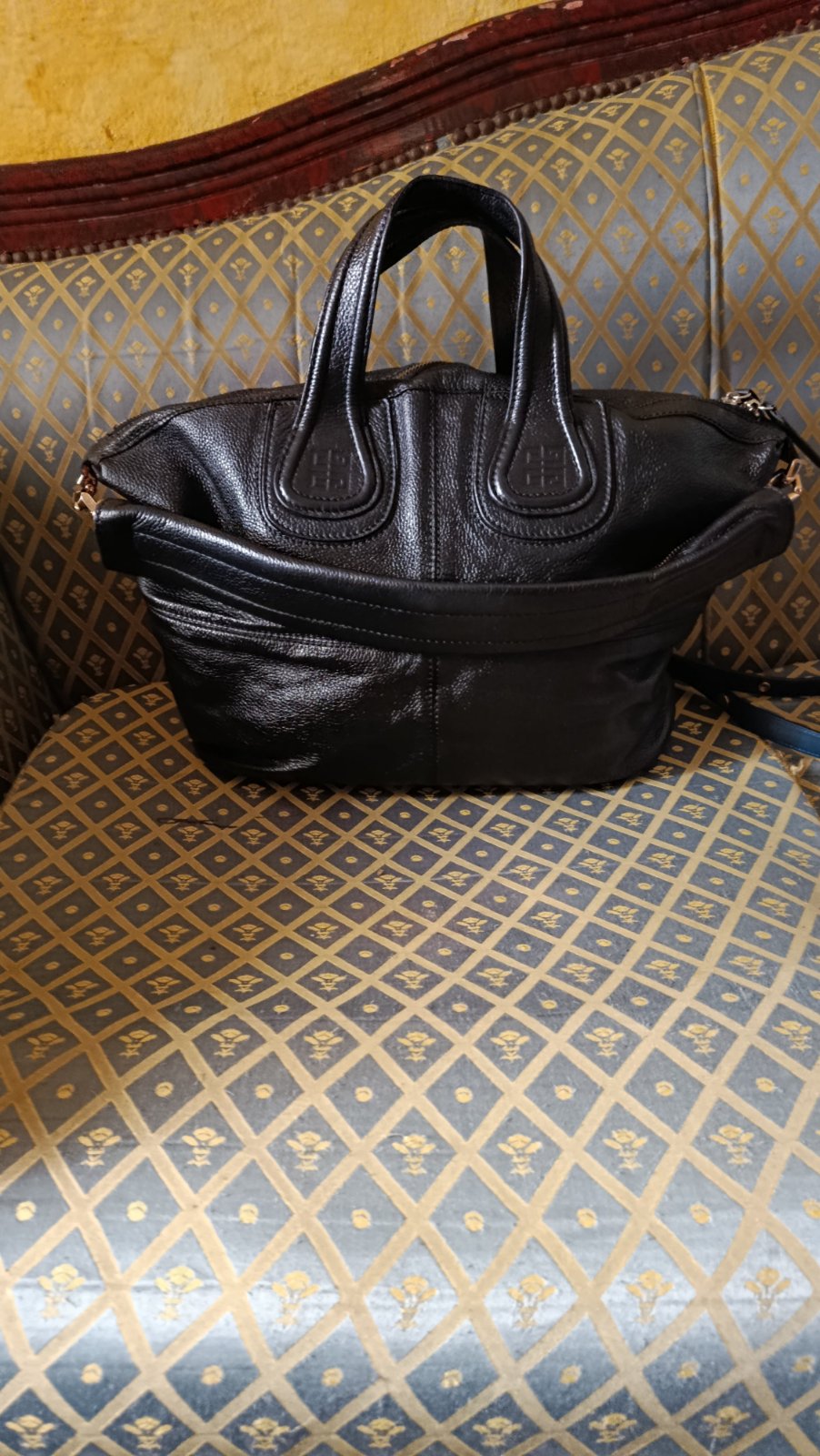 Sac givenchy authentique 