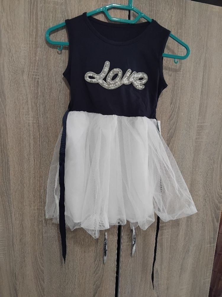 Robe taille 6/8 ans