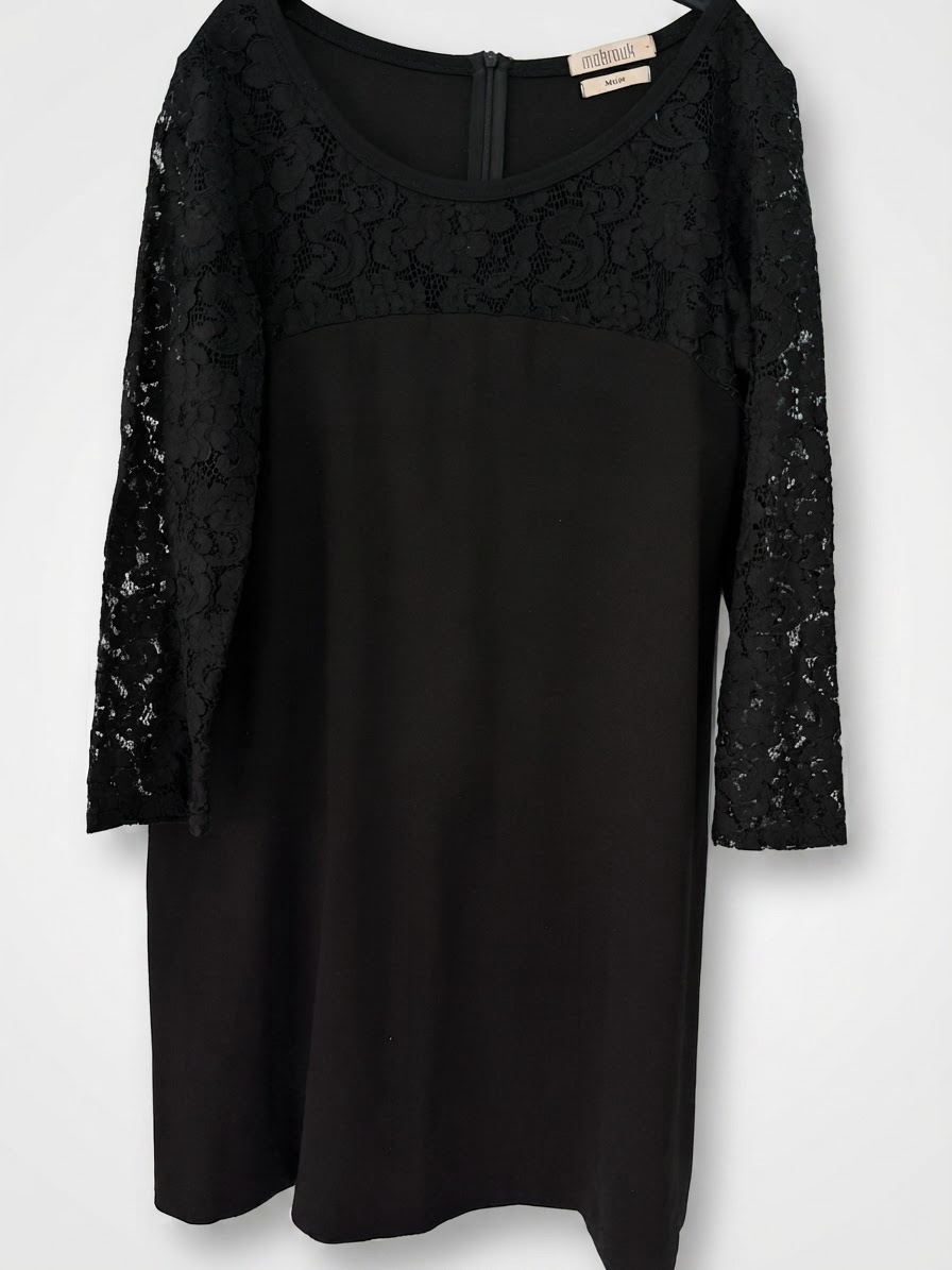 Robe noir en dentelle 