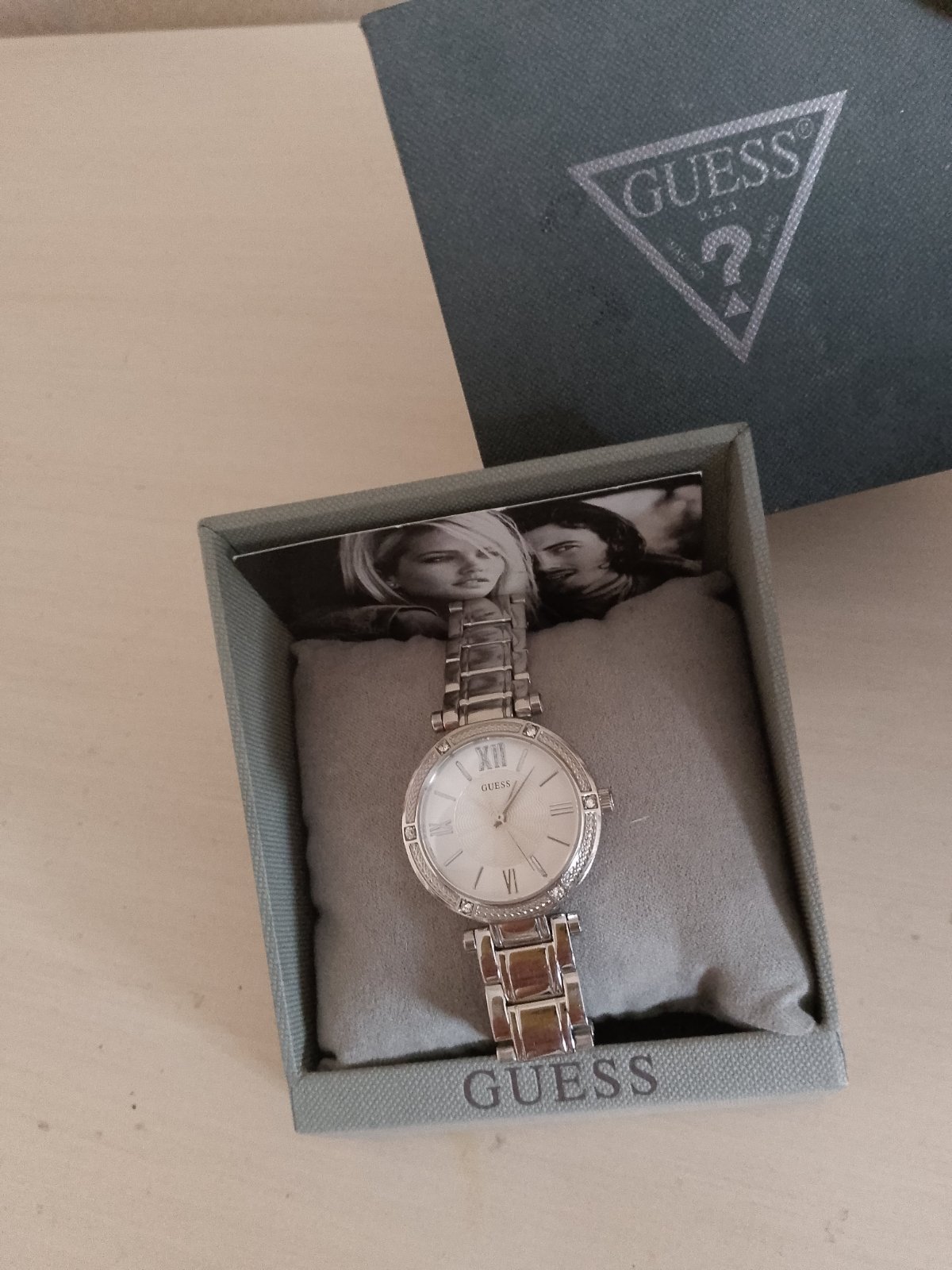 Montre Guess authentique 