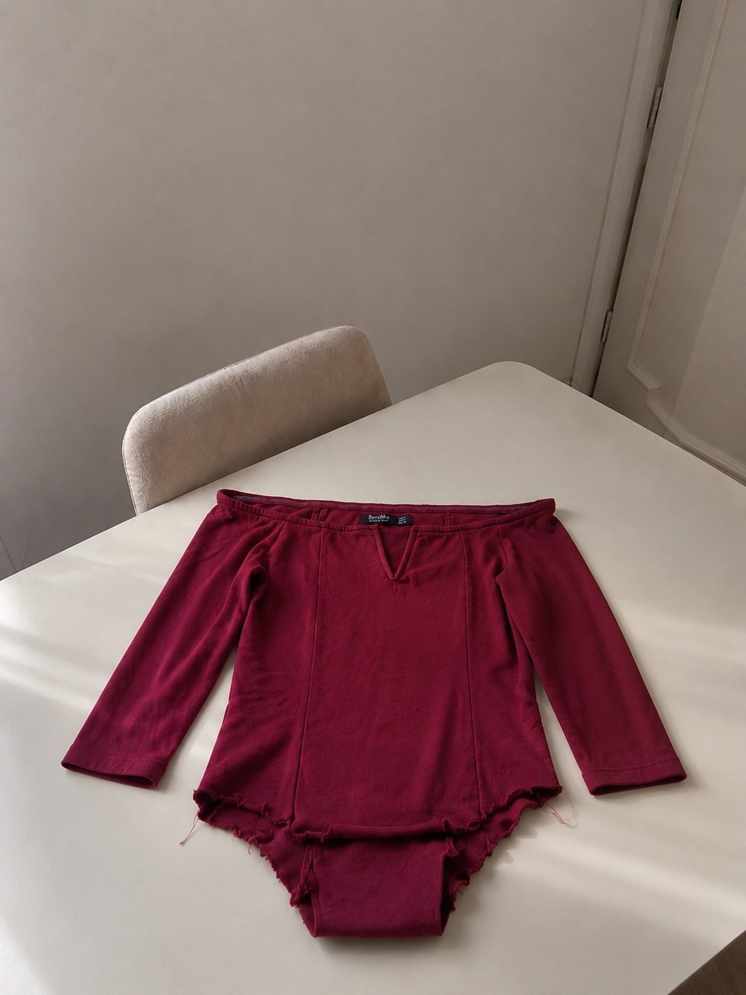 Haut Bershka bordeaux à manches longues – Taille XS