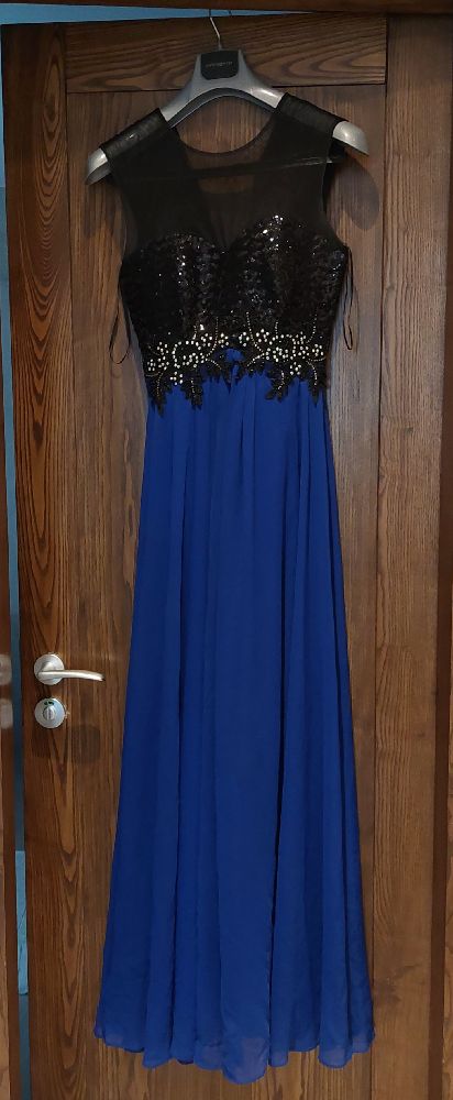 Robe longue bleue et noir 