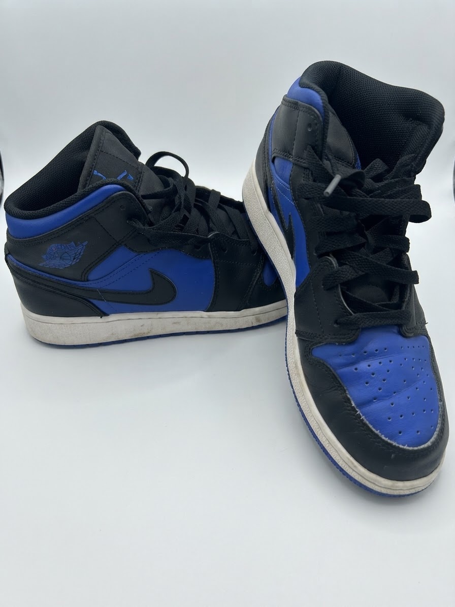 Baskets bleu et noir