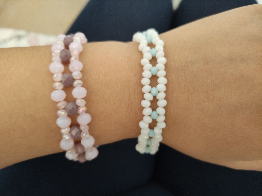 3 bracelets faits main 