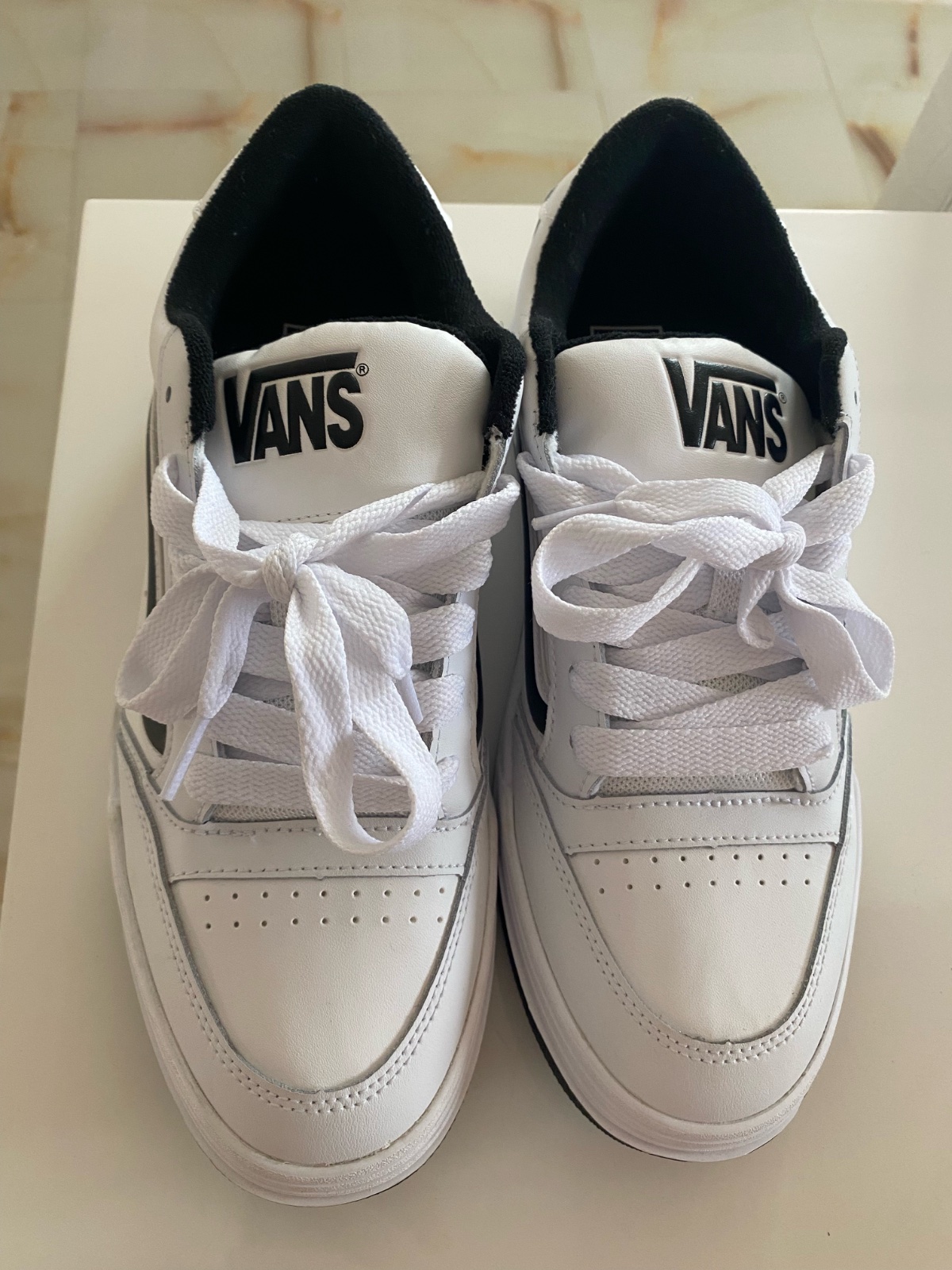 Basket homme 