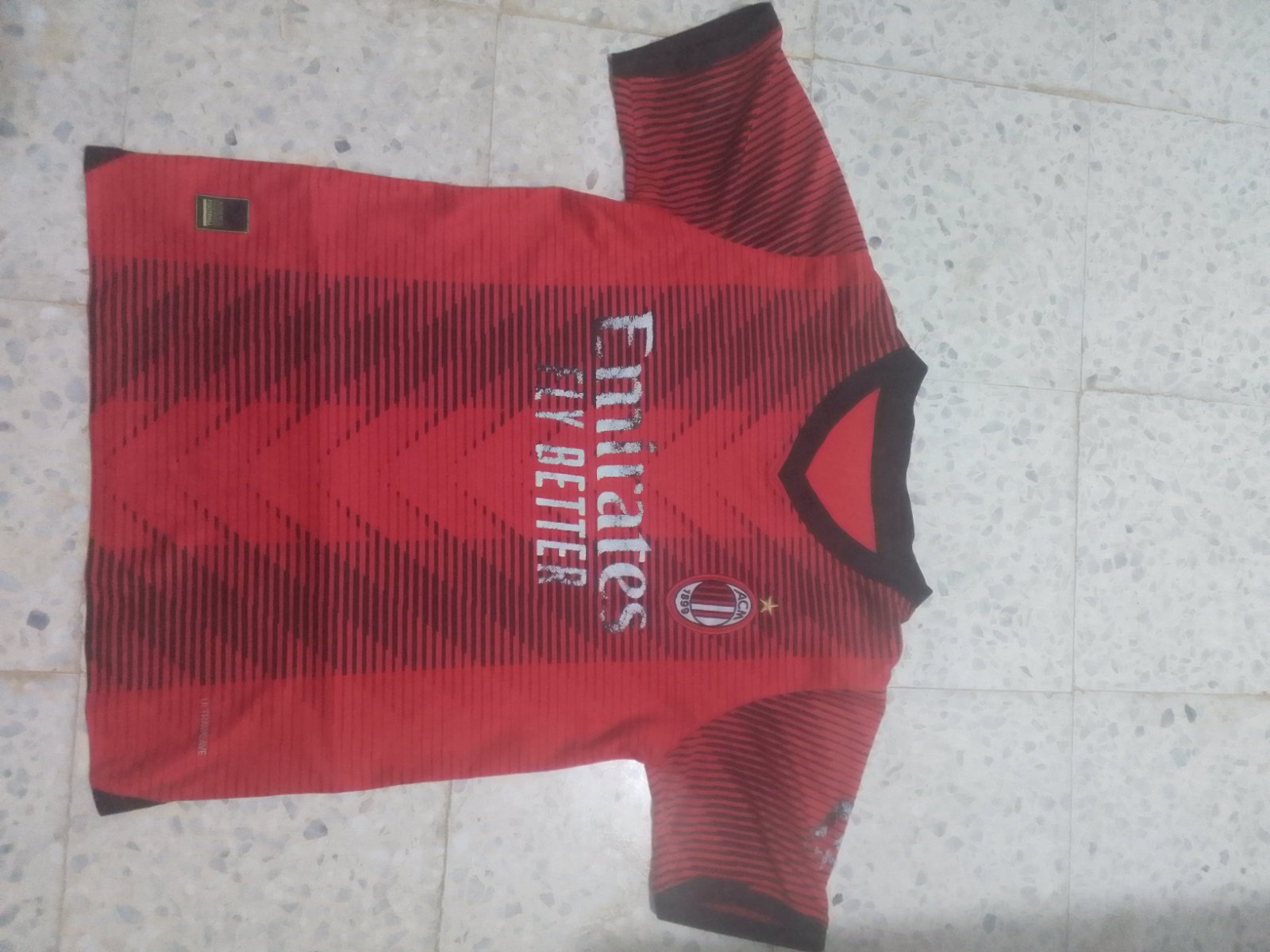 T Shirt of ac milan 