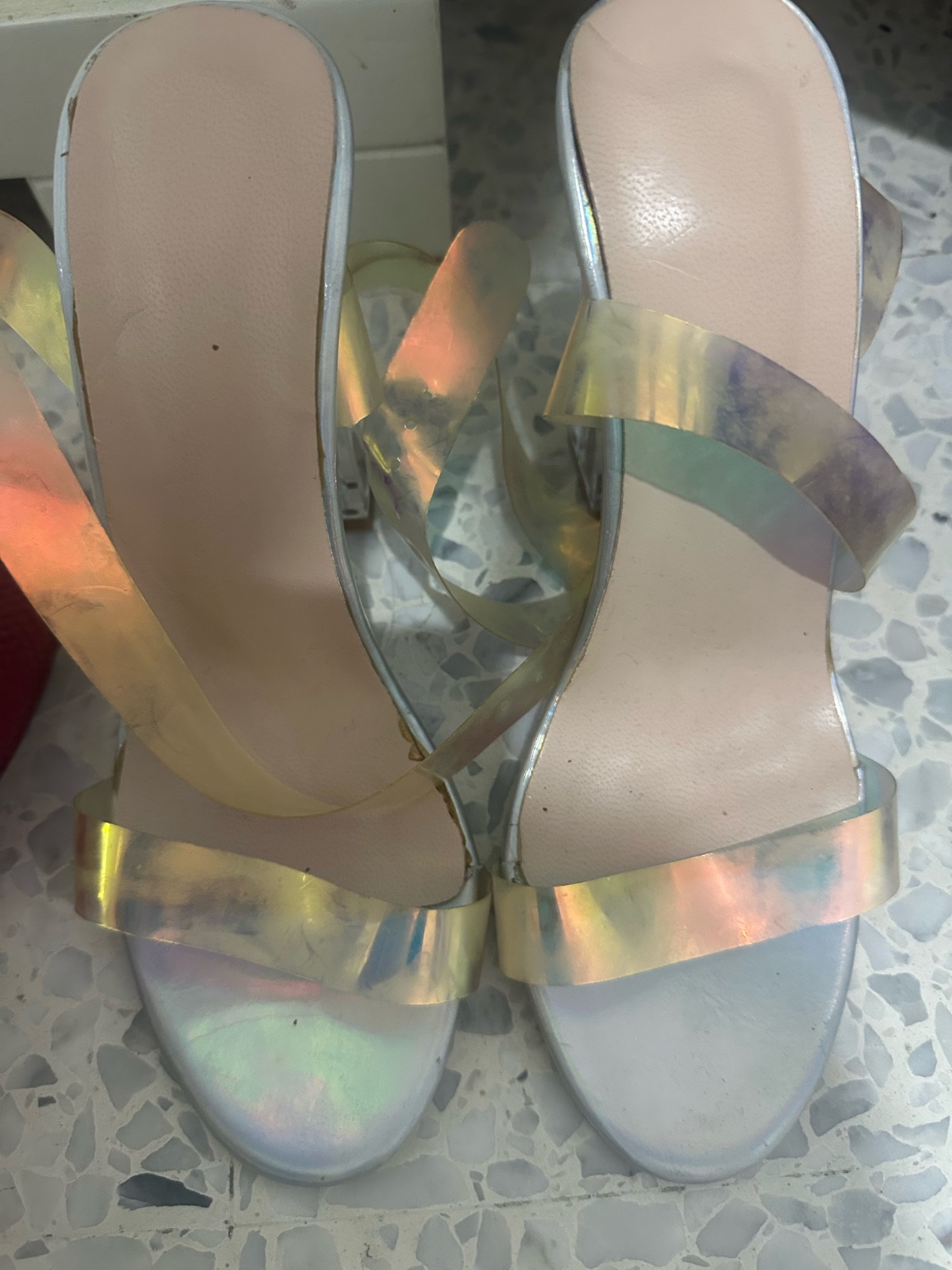 Sandales transparentes