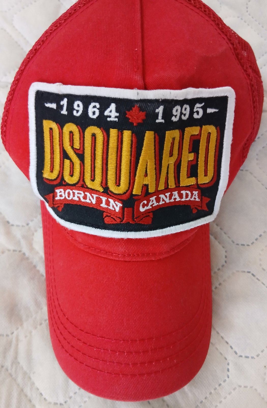 Chapeau dsqaured