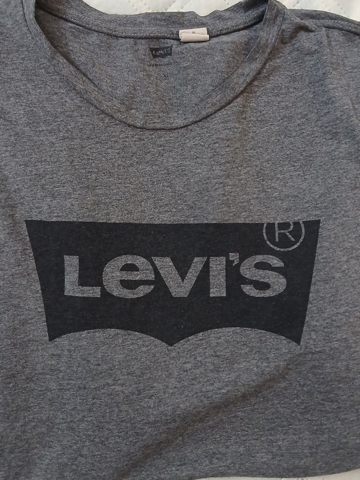 T-shirt levis 