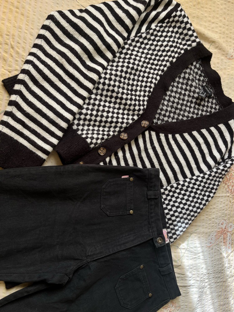 Cardigan et pantalon 