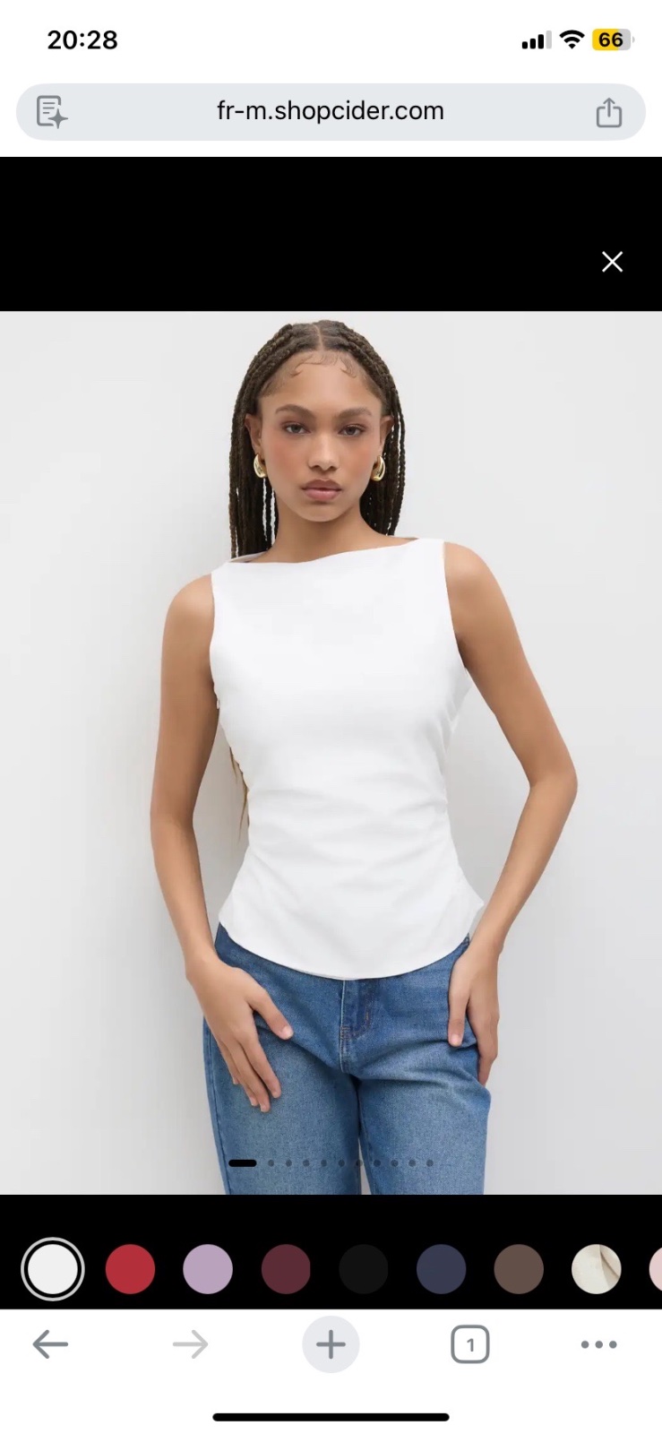 Haut blanc tres chic  jamais porte 